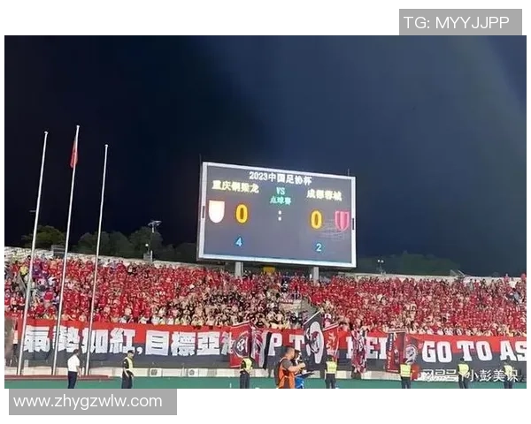 中超第13轮上港与恒大补赛精彩对决引发球迷热议与期待